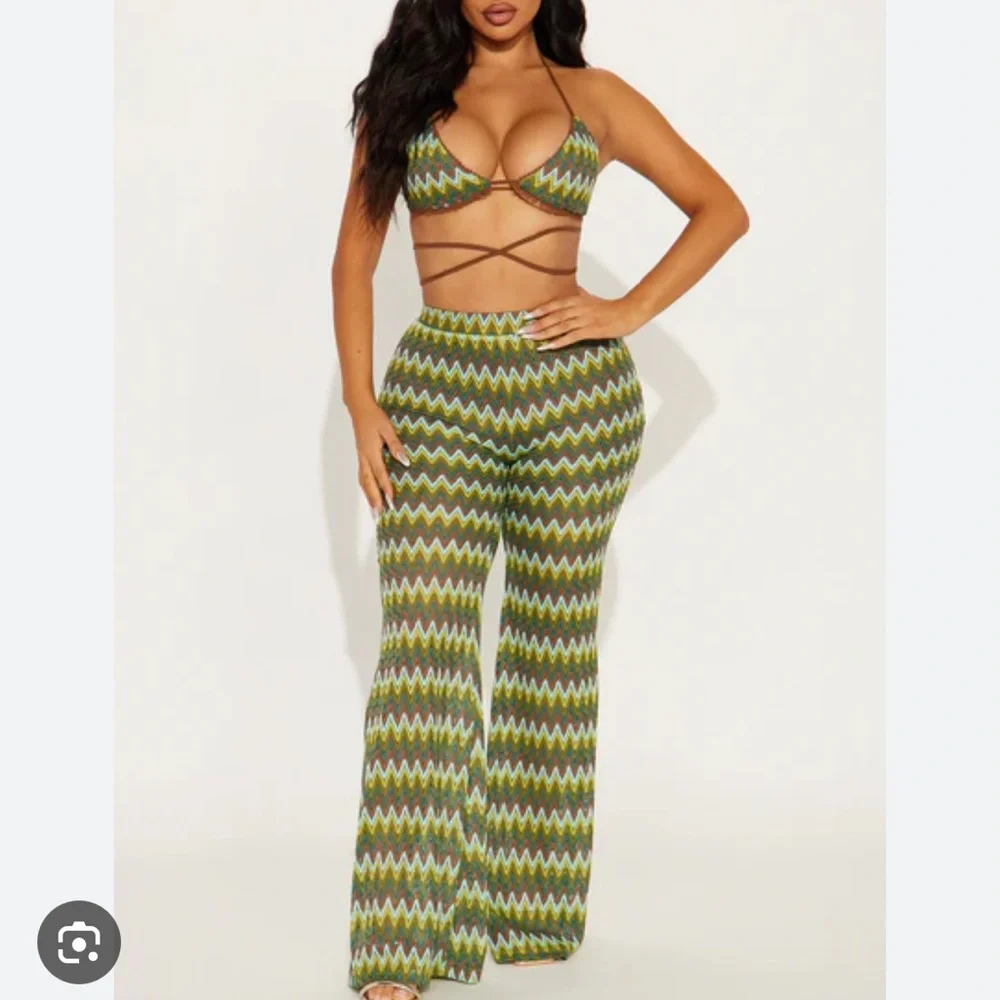 NEW never tried on ! 2 piece Crochet Wide Leg Pants - Green Combo - Picture 1 of 2